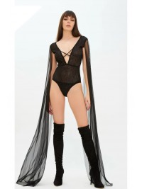 Tül Detay Göğüs Dekolte Bodysuit